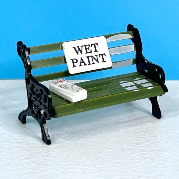 Dollhouse Miniature 2.5" Green Plastic Bench Yard Furniture Accessory WET PAINT - Picture 3 of 7